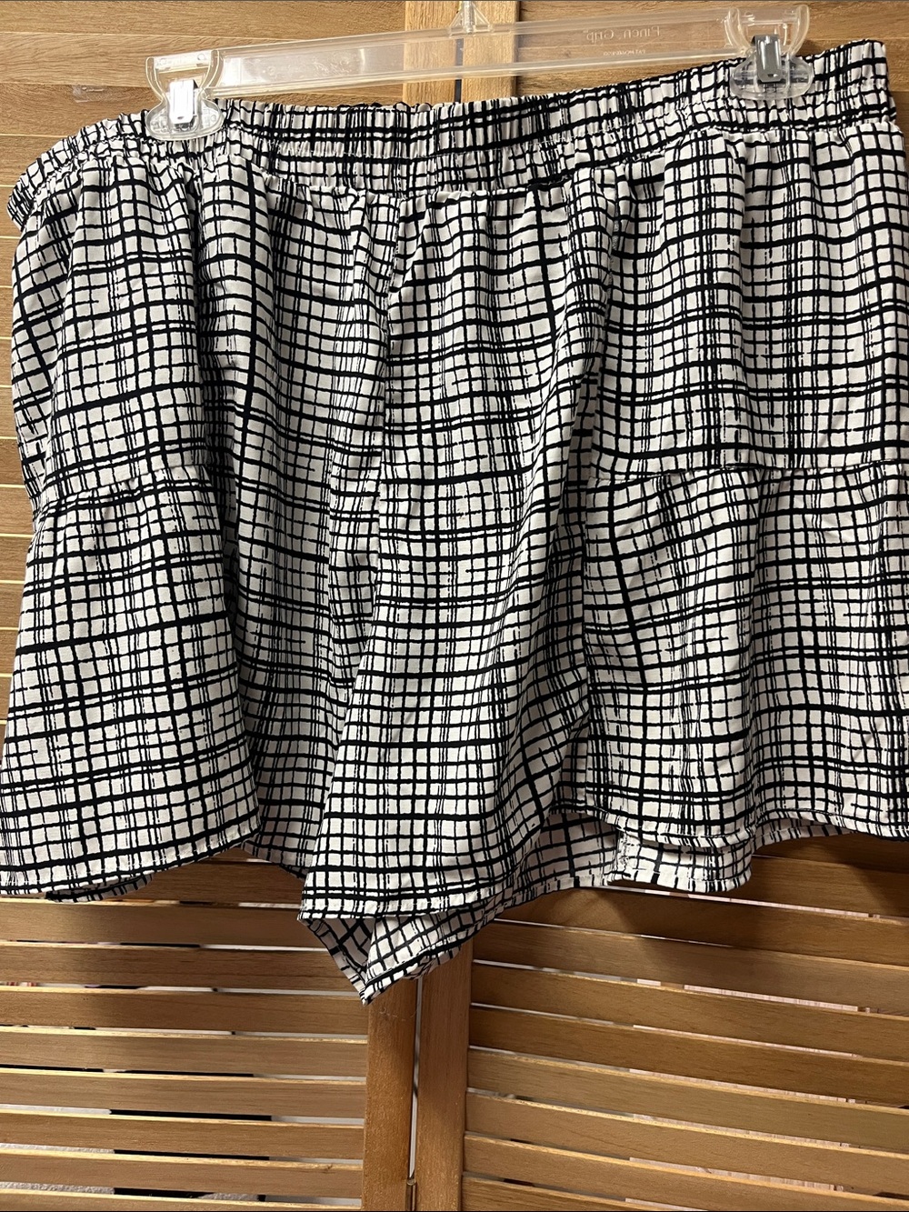 Forever 21 Plus Black and White Grid Print Skirt